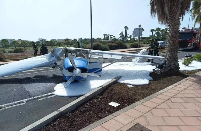 Aterrizaje de emergencia de una avioneta en Tenerife
