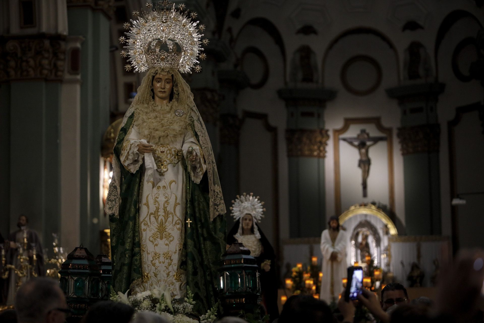 Vuelve la tradición al Sábado de Pasión: los traslados de tronos en Cartagena