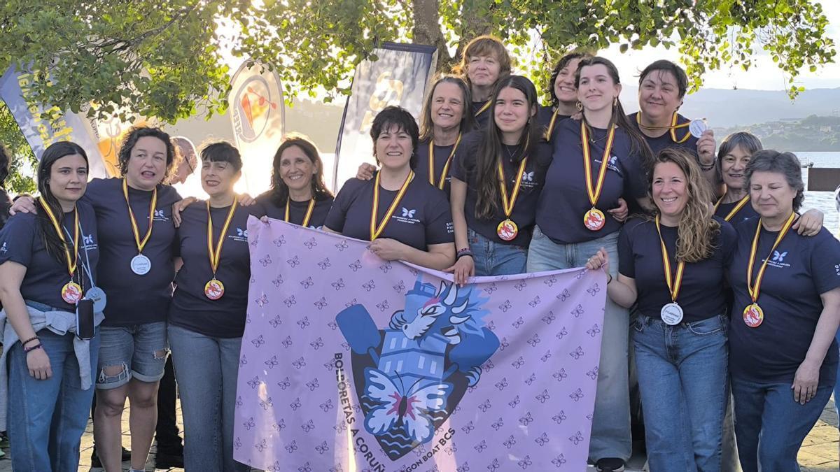 El equipo de Bolboretas celebra su éxito en Ourense.