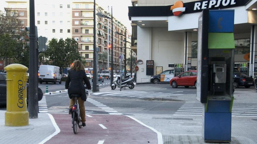 El nuevo carril bici de la calle Clariano entra en servicio