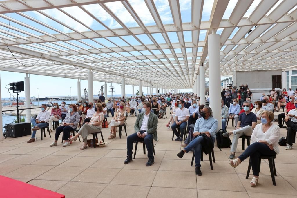 Ximo Puig celebra un acto en Alicante por el segundo año de mandato bajo el lema "Un futuro para crecer"