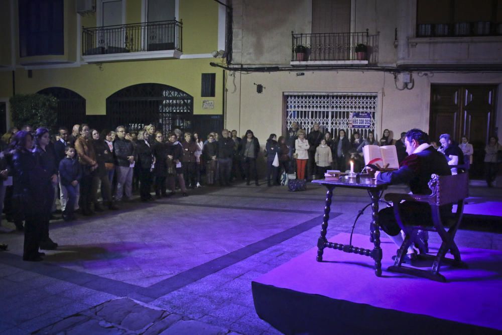 Los libros salen a la calle en Orihuela