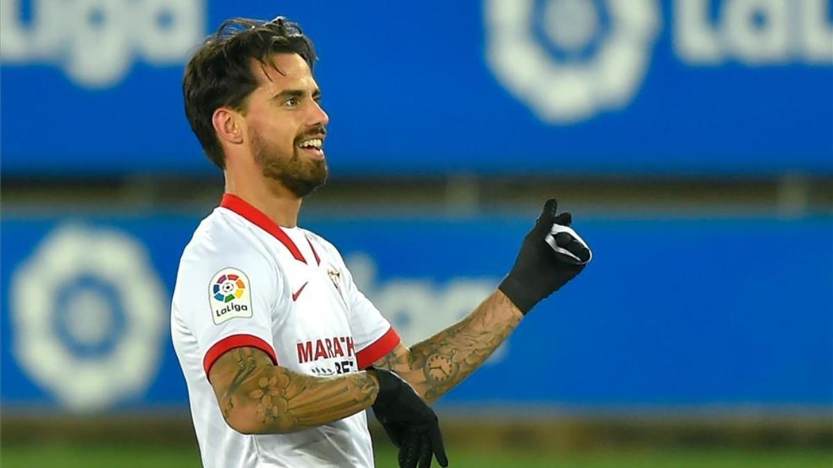 Suso durante un partido con el Sevilla