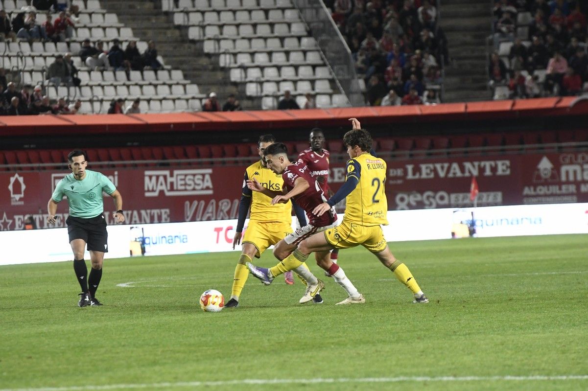 Revive la victoria del Real Murcia frente al Alcorcón, en imágenes
