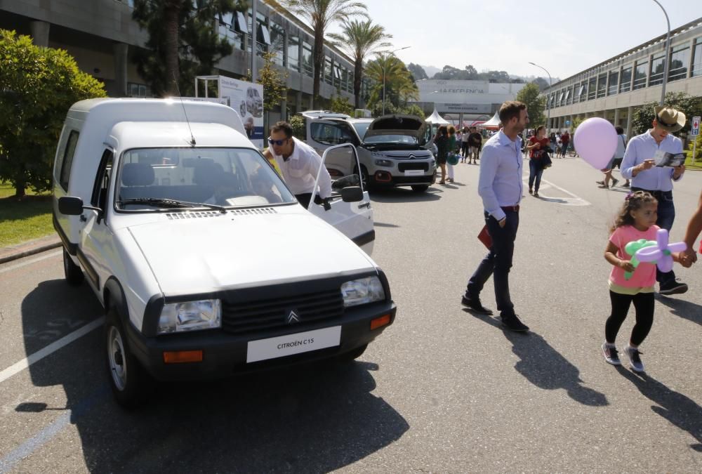 Más de 5.000 personas realzan la jornada de puertas abiertas celebrada en la planta.