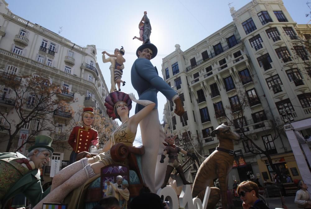 2014. Pretendientes Pretenciosos alcanza el quinto premio.