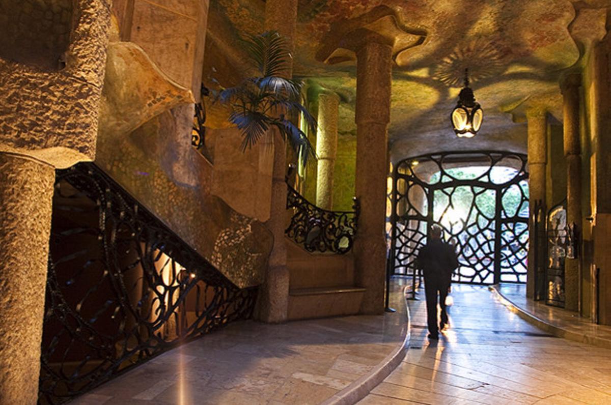 Presentació de la visita guiada ’La Pedrera secreta’, que es tracta d’un recorregut nocturn per l’edifici La Pedrera de Gaudi, a Barcelona.