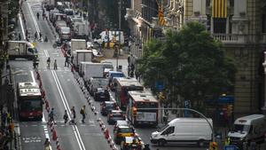 Encuentra aparcamiento rápidamente en la calle con este truco que nadie te ha contado