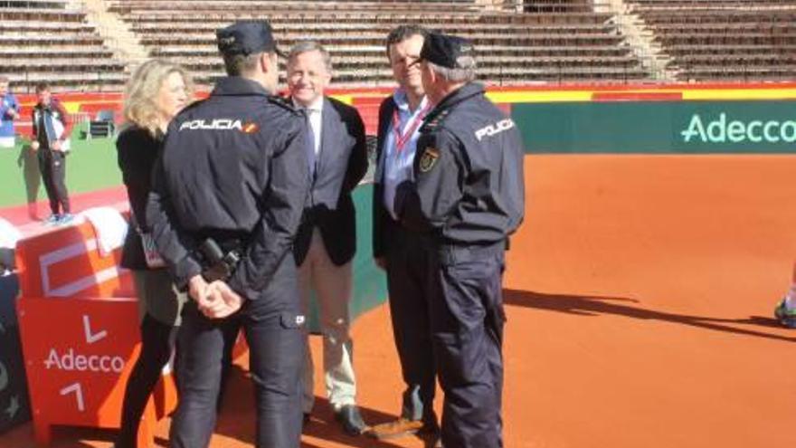 Moragues visitó las instalaciones de la Copa Davis.
