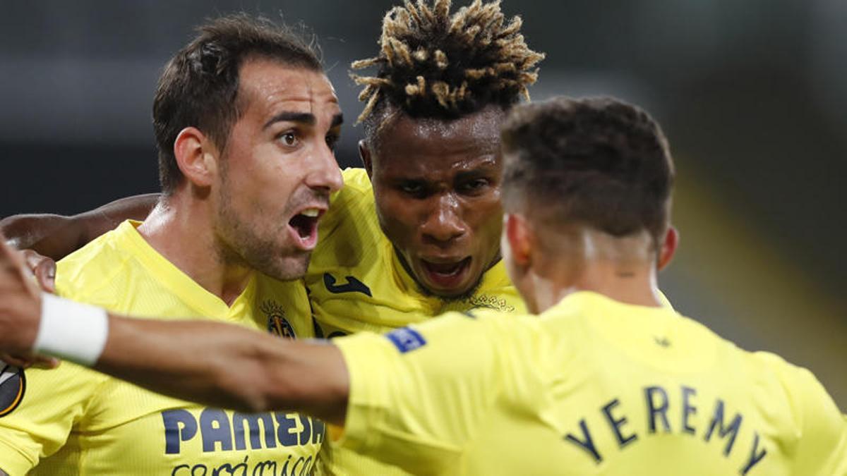 Los jugadores del Villarreal celebrando un tanto