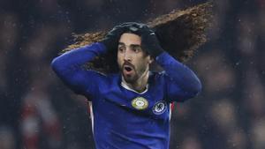 Rosenior: Cucurella es uno de los mejores laterales izquierdos del mundo