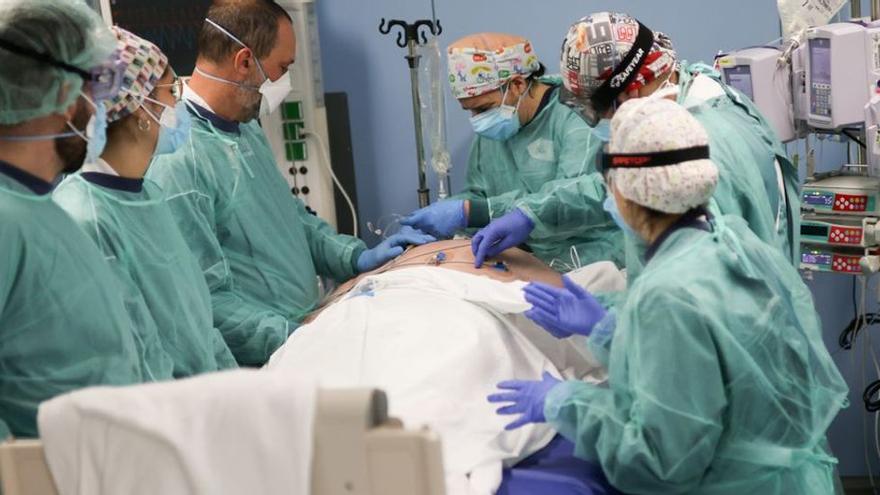 Vídeo-denuncia de un sanitario canario a los negacionistas.