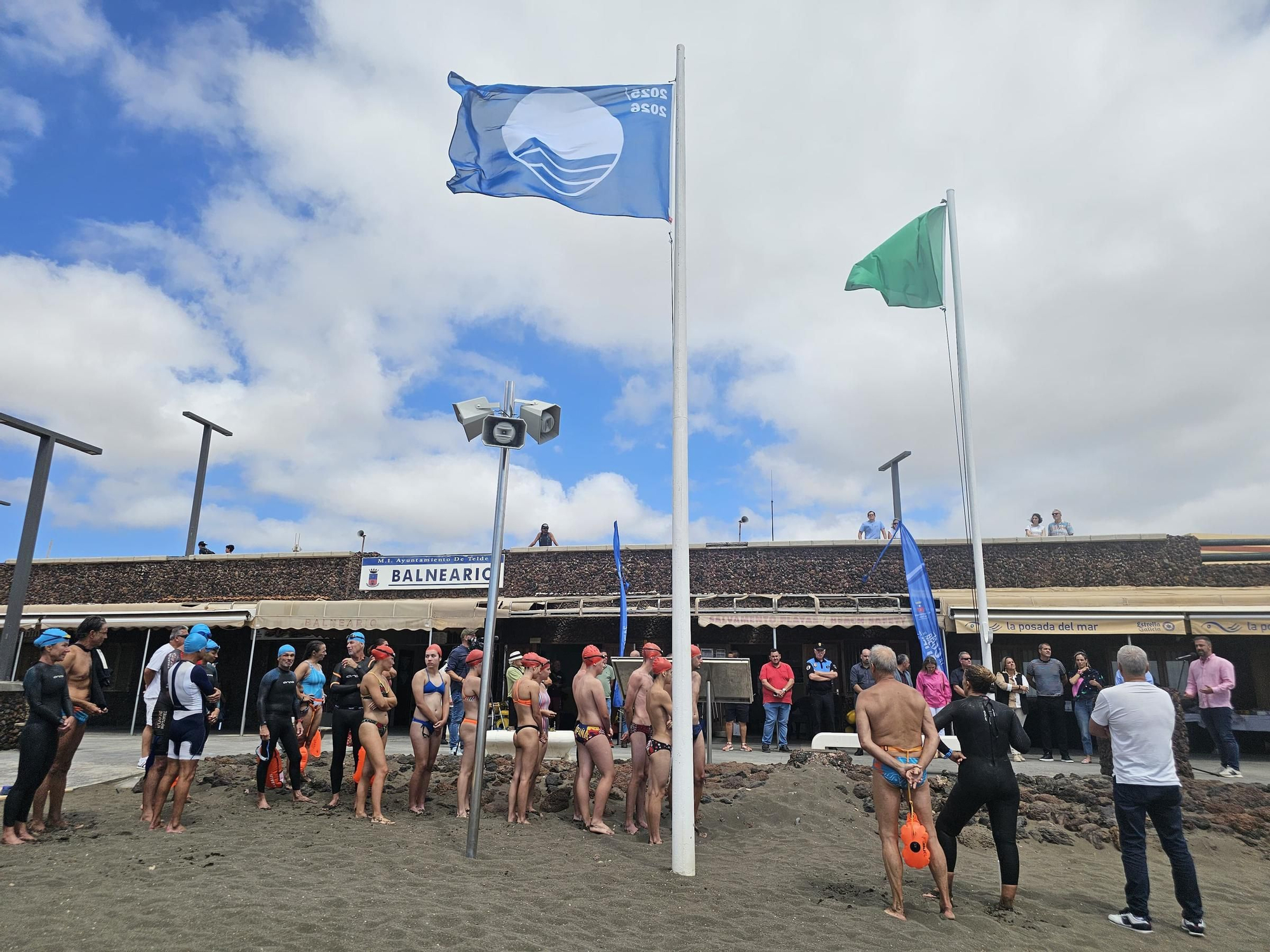 Las banderas azules en las playas de Telde cumplen 25 años y la ciudad lo celebra con un simulacro en Melenara