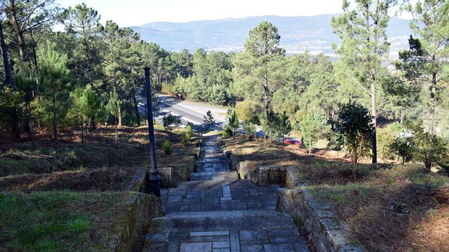 Uno de los accesos al Monte Beiro, en Valga