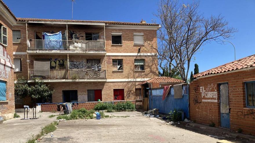 Así es en la antigua cárcel de Palma por dentro: «Me gasté más de 1.500 euros para arreglar la habitación»
