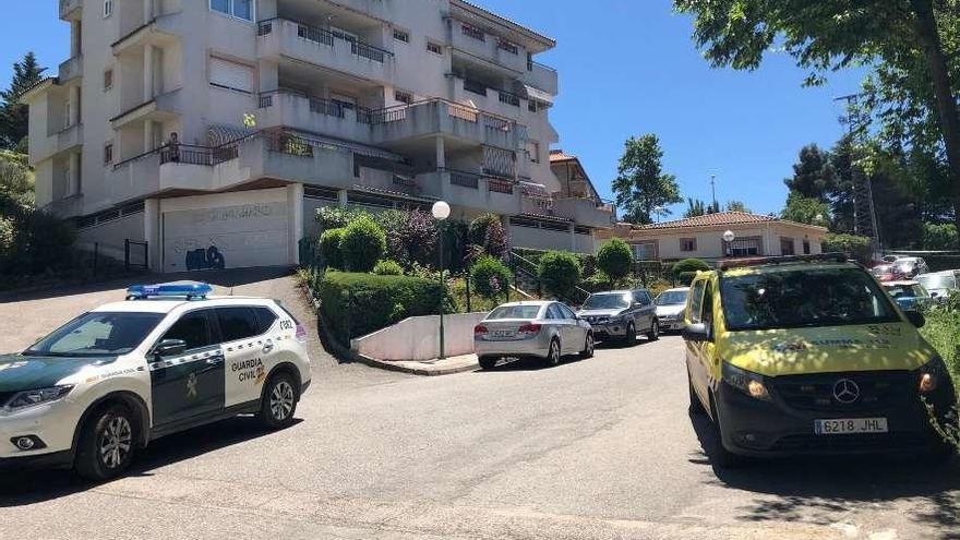 Guardia Civil y servicios de emergencias, en el lugar del suceso.