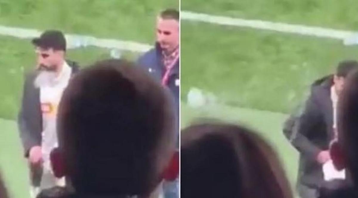 Momento en que una botella impactó en el jugador del Valencia mientras se retiraba a los vestuarios