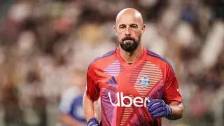 Se retira Pepe Reina: "Ya estoy vacío, no puedo ofrecerle más al fútbol desde esta posición"