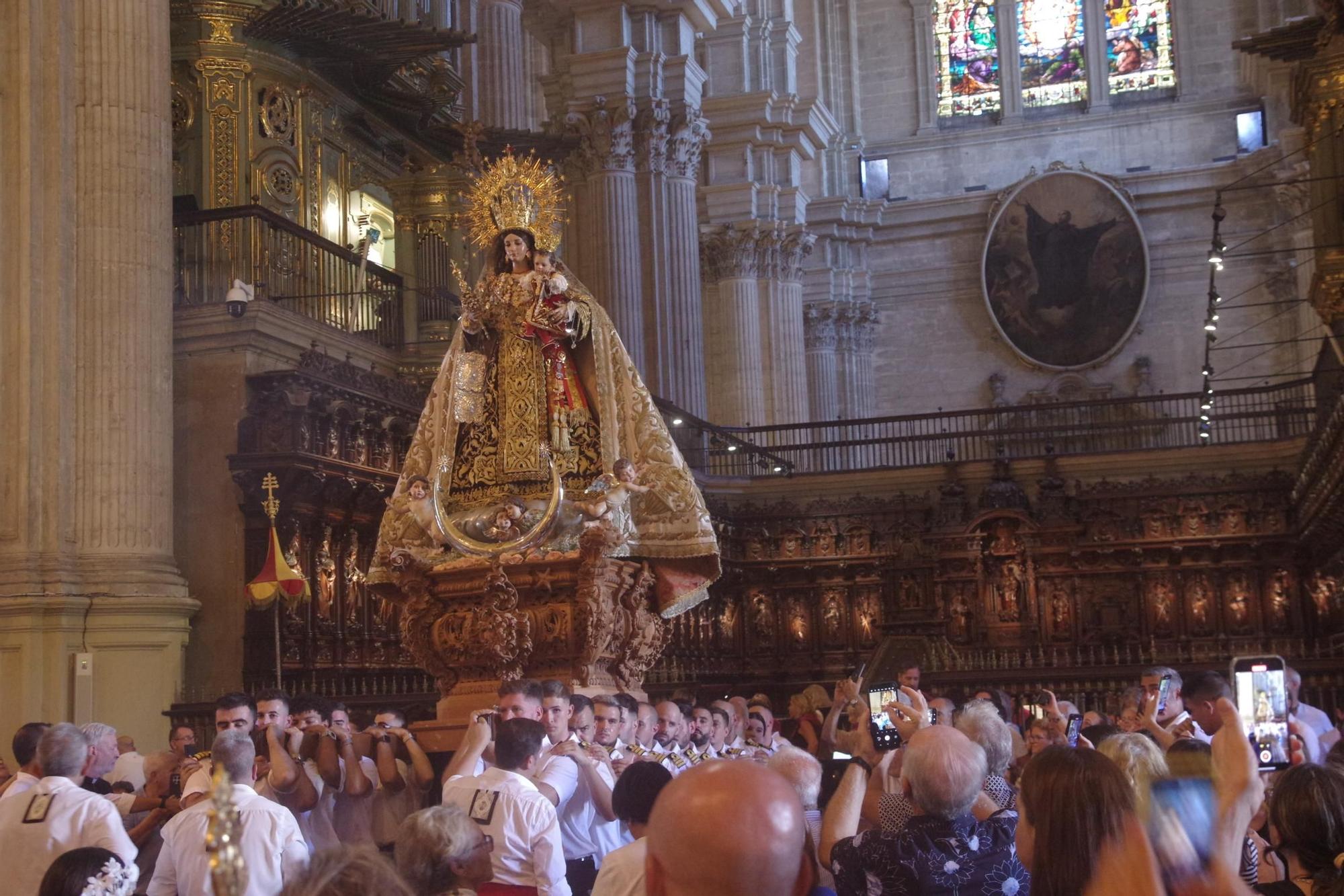 Traslado de la Virgen del Carmen de El Perchel a la Catedral
