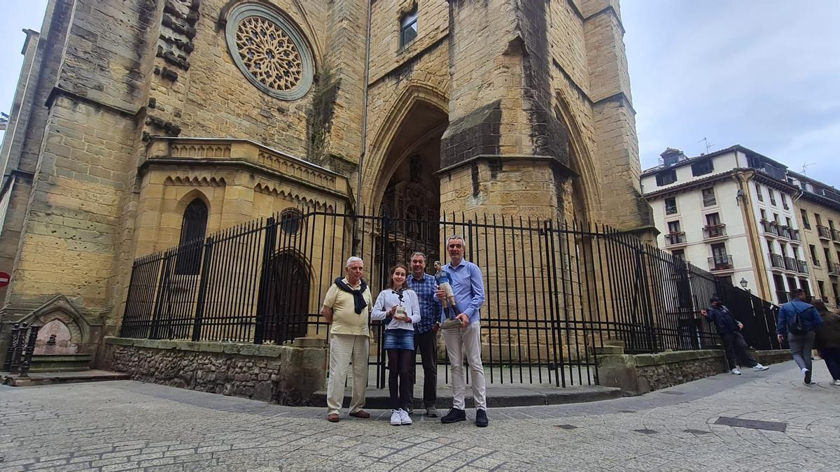 Jesús Guerrero, Sarah Guerrero, Juan Carlos Etxeberría y Asier Guerrero Lángara, en San Sebastián.