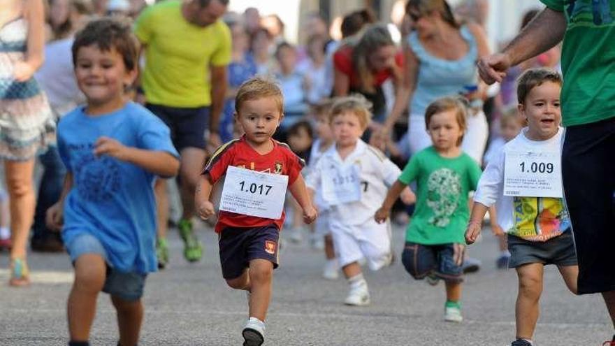 Carrera infantil de la maratón de San Antón 2014. // G.S.