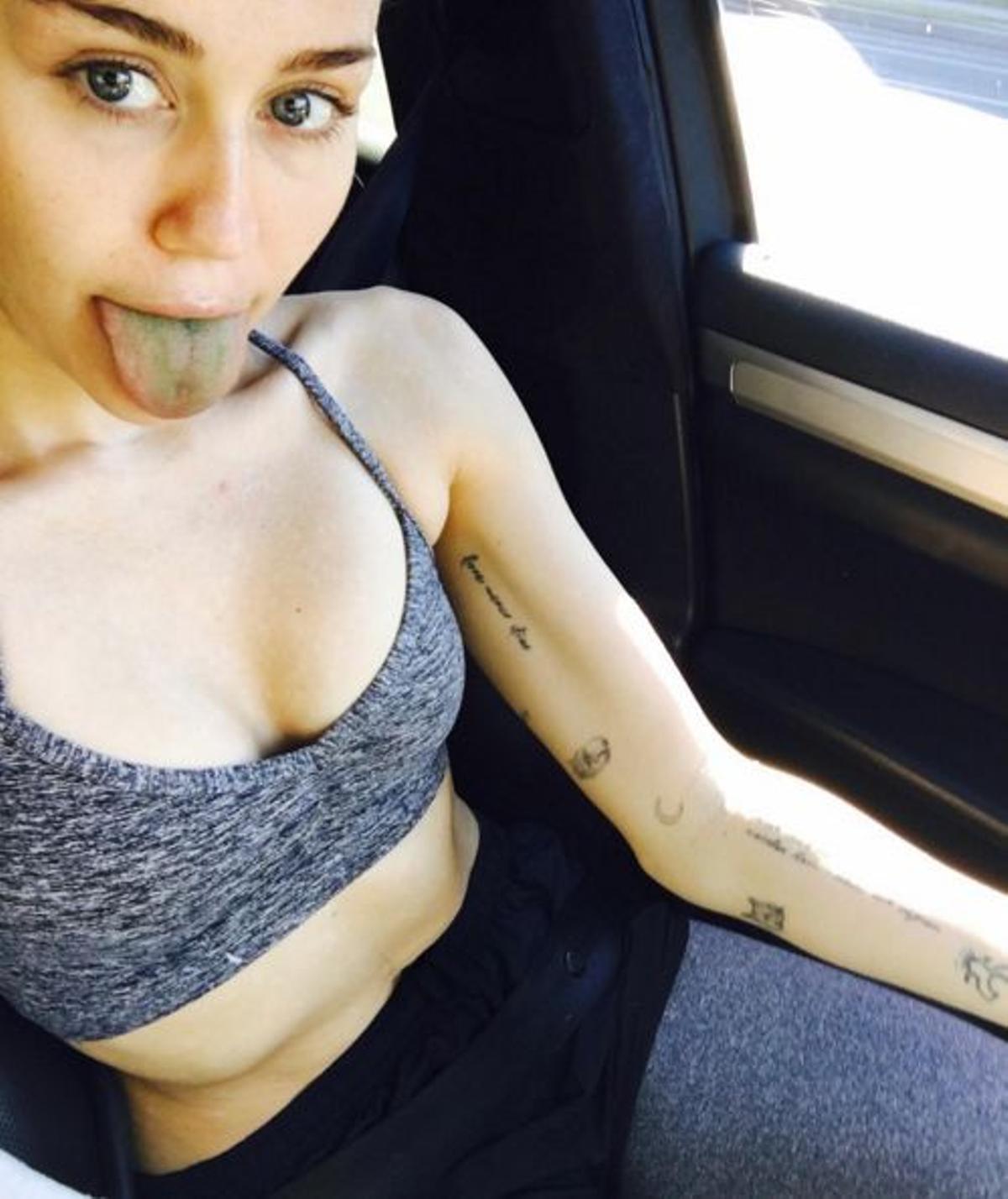 Miley Cyrus y los tiny tatoos