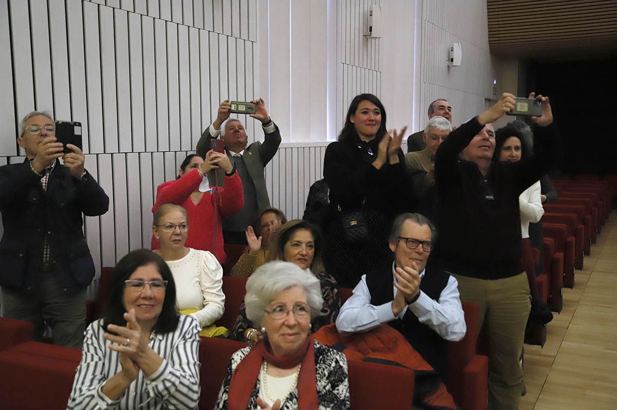 Entrega de medallas de la Federación de Peñas de Córdoba en su centenario