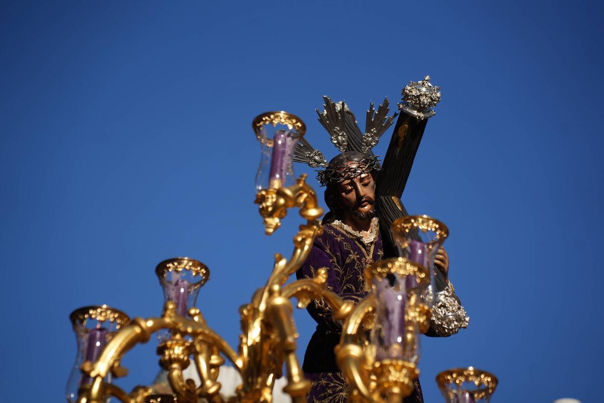 La procesión, por el barrio de San Lorenzo La procesión, por el barrio de San Lorenzo