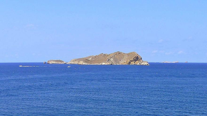 El islote de s&#039;Espartar, desde el mirador del antiguo Club Delfín.