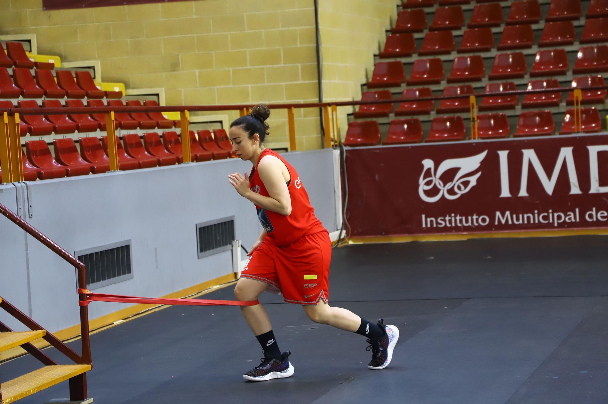 La selección española de baloncesto femenino en Córdoba