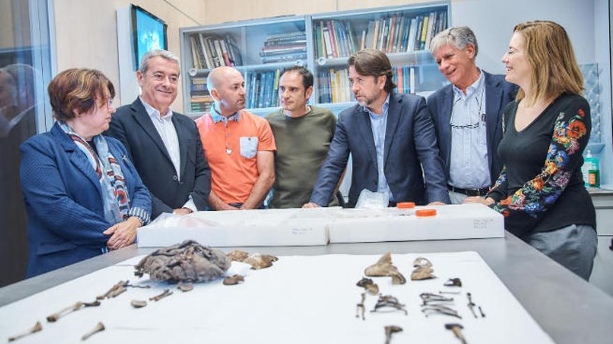 Presentación de los restos guanches encontrados el año pasado en Chío.