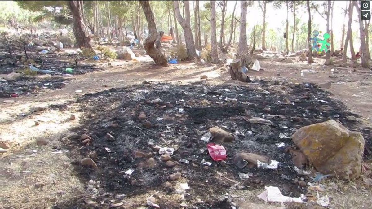 Quema de campamentos de migrantes en el monte Gurugú, cerca de la localidad marroquí de Nador.