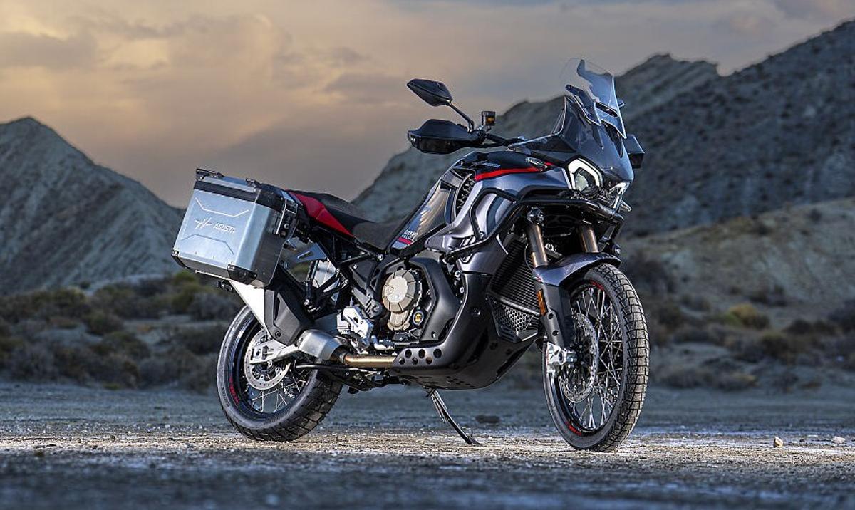 MV Agusta Enduro Veloce: la travel enduro que llega completa desde el primer kilómetro