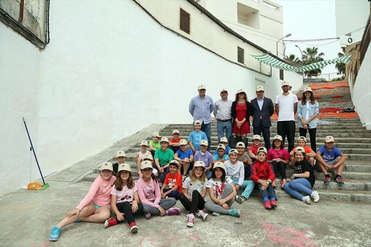 Una escalera llena de vida