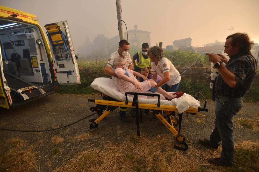 Incendio forestal en Cotobade