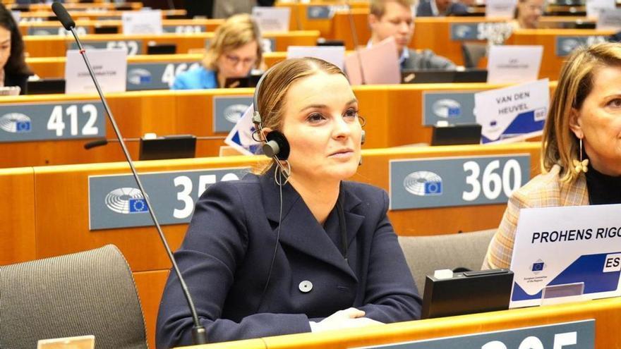 La teletrabajadora Marga Prohens se desentiende del Voxdevil de su Govern