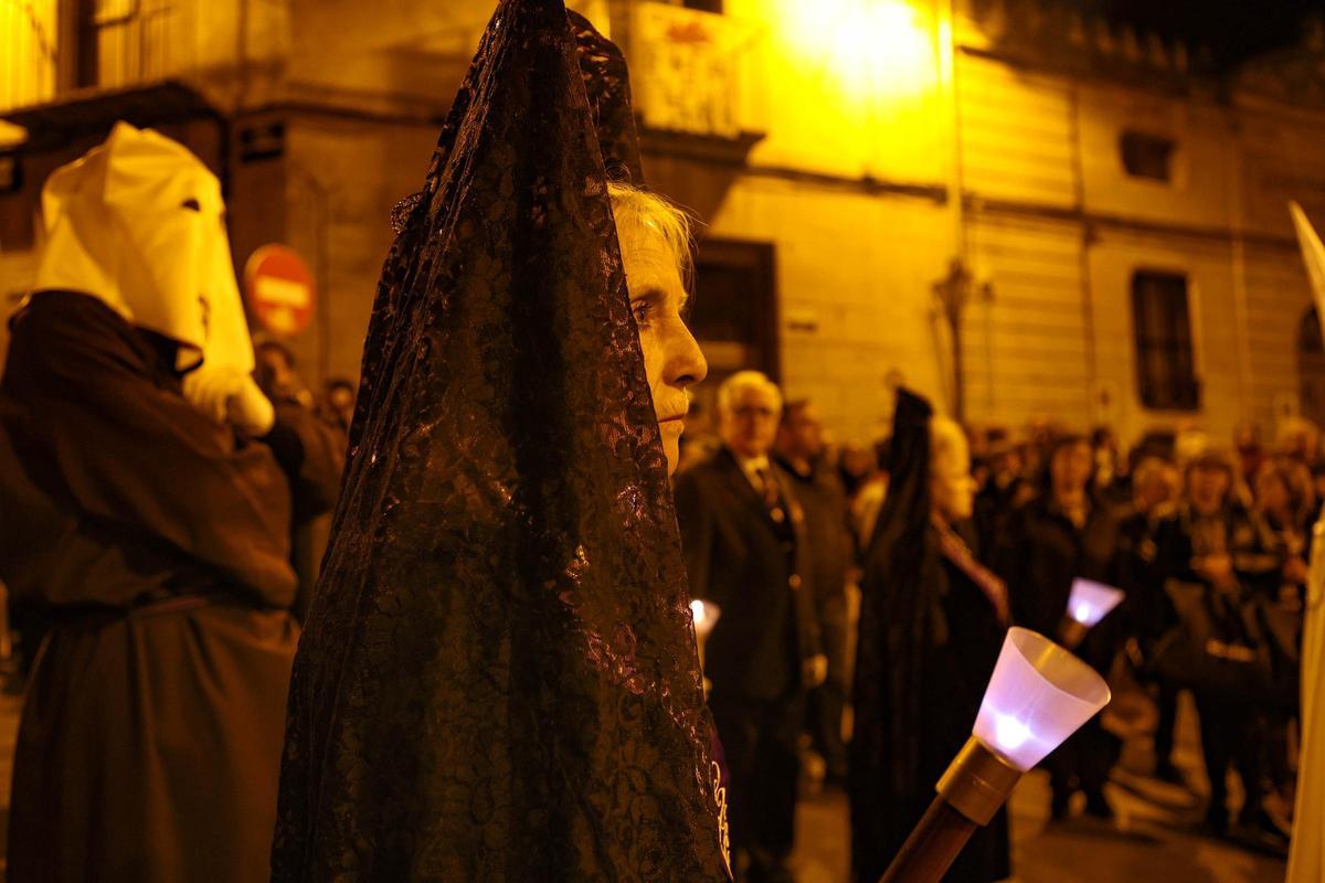 Cantos en Alcoy para rasgar el silencio