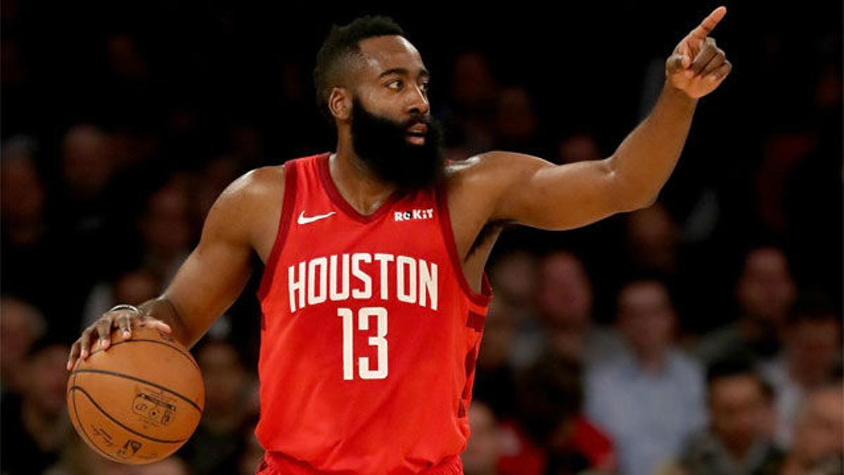 Los Rockets se imponen ante Dallas con un brillante Harden