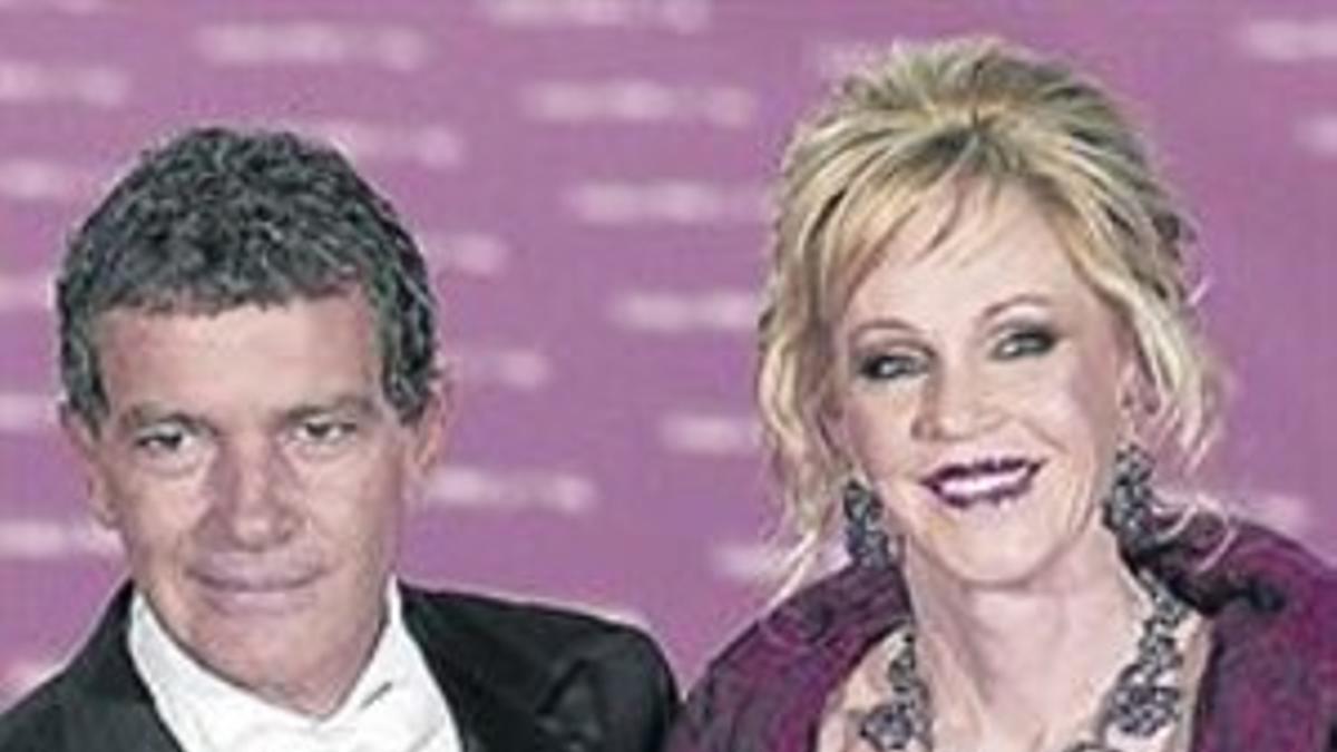 Banderas y Griffith venden su mansión_MEDIA_1