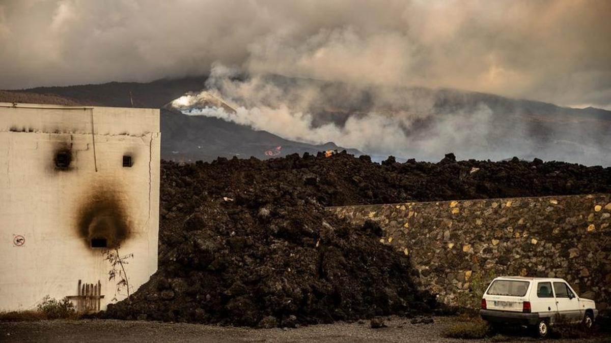 La lava del volcán de La Palma deja a 2.120 palmeros sin casa