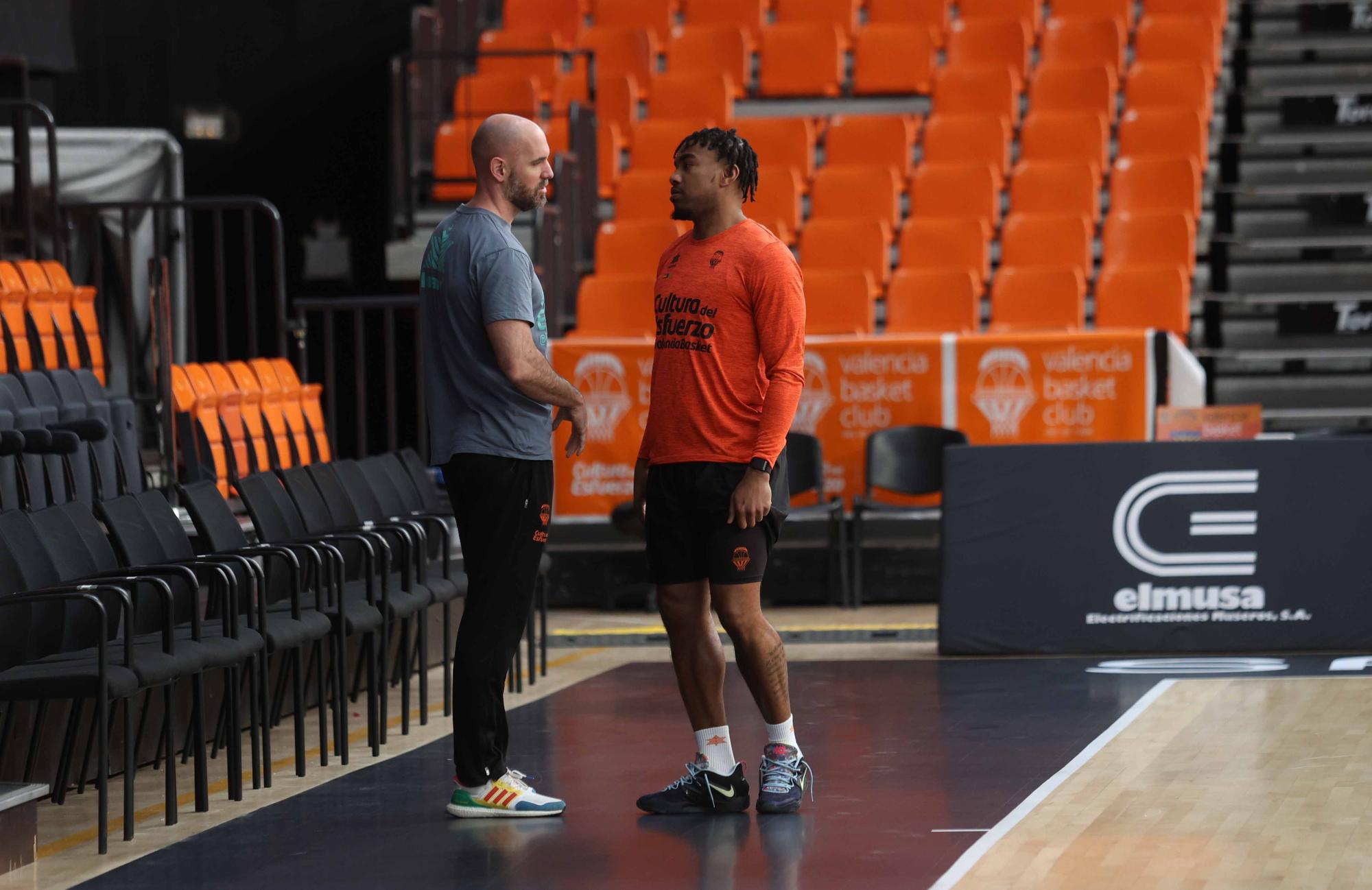 Entrenamiento previo al partido de Euroleague frente al Anadolu Efes Istanbul