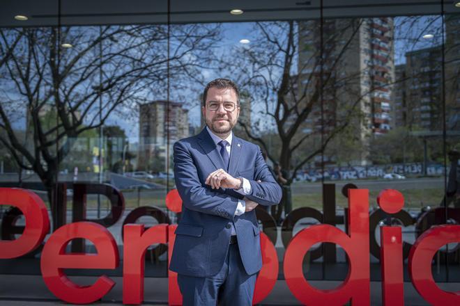 Entrevista al president y candidato de ERC a la reelección, Pere Aragonès, en la sede de El Periódico.