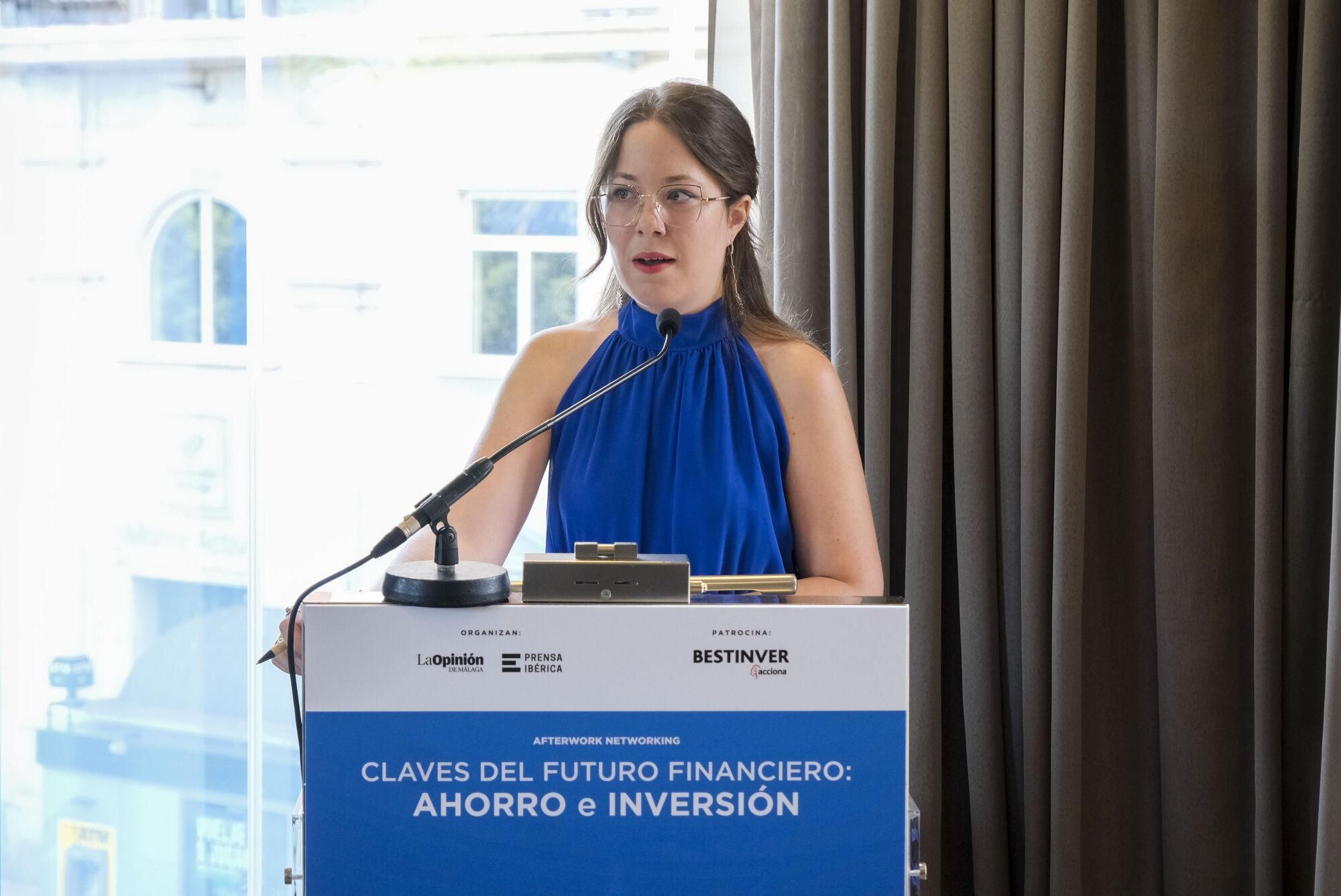 Expertos reunidos por La Opinión apuestan por el conocimiento financiero para superar los actuales tiempos de incertidumbre
