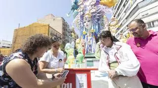 Las Hogueras también se "señan": la Fiesta se abre a la lengua de signos
