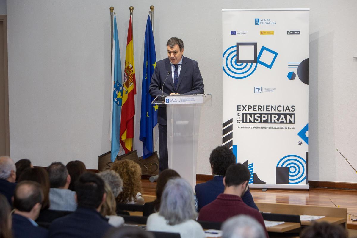 La Cámara y la Xunta forman a jóvenes para emprender