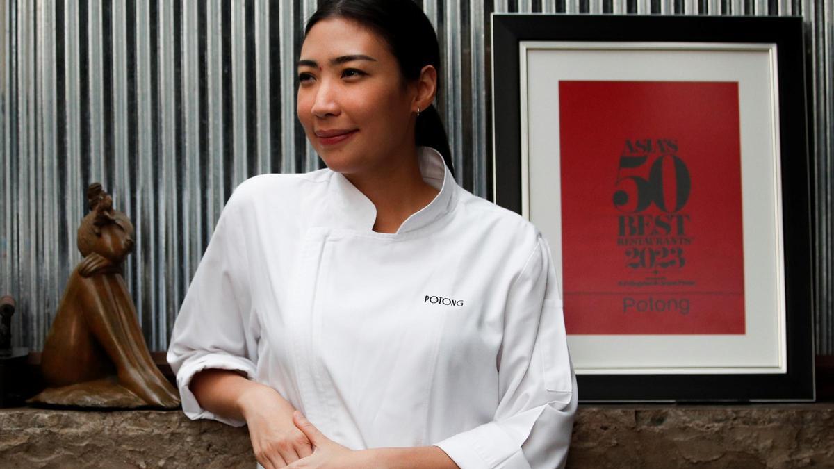 Pichaya 'Pam' Soontornyanakij, conocida como Chef Pam, en su restaurante Potong (Bangkok).