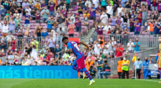 Las mejores imágenes del Barça - Levante: Ansu Fati, Depay, de Jong, Gavi, Nico...