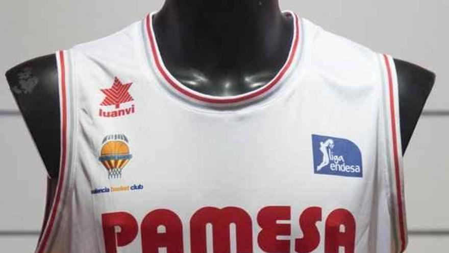 La camiseta que lucirá el Valencia BC este domingo.