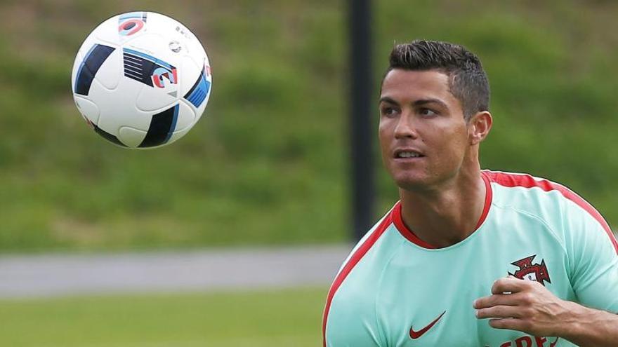 Ronaldo en un entrenamiento con la selección portuguesa.