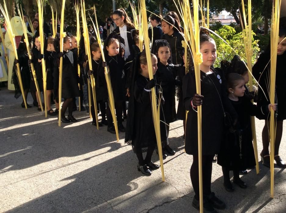 Procesión en el Colegio de Gamarra.